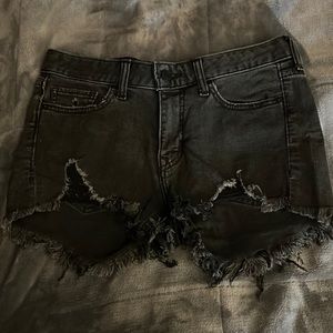 Express Shortie Relaxed Low Rise Short